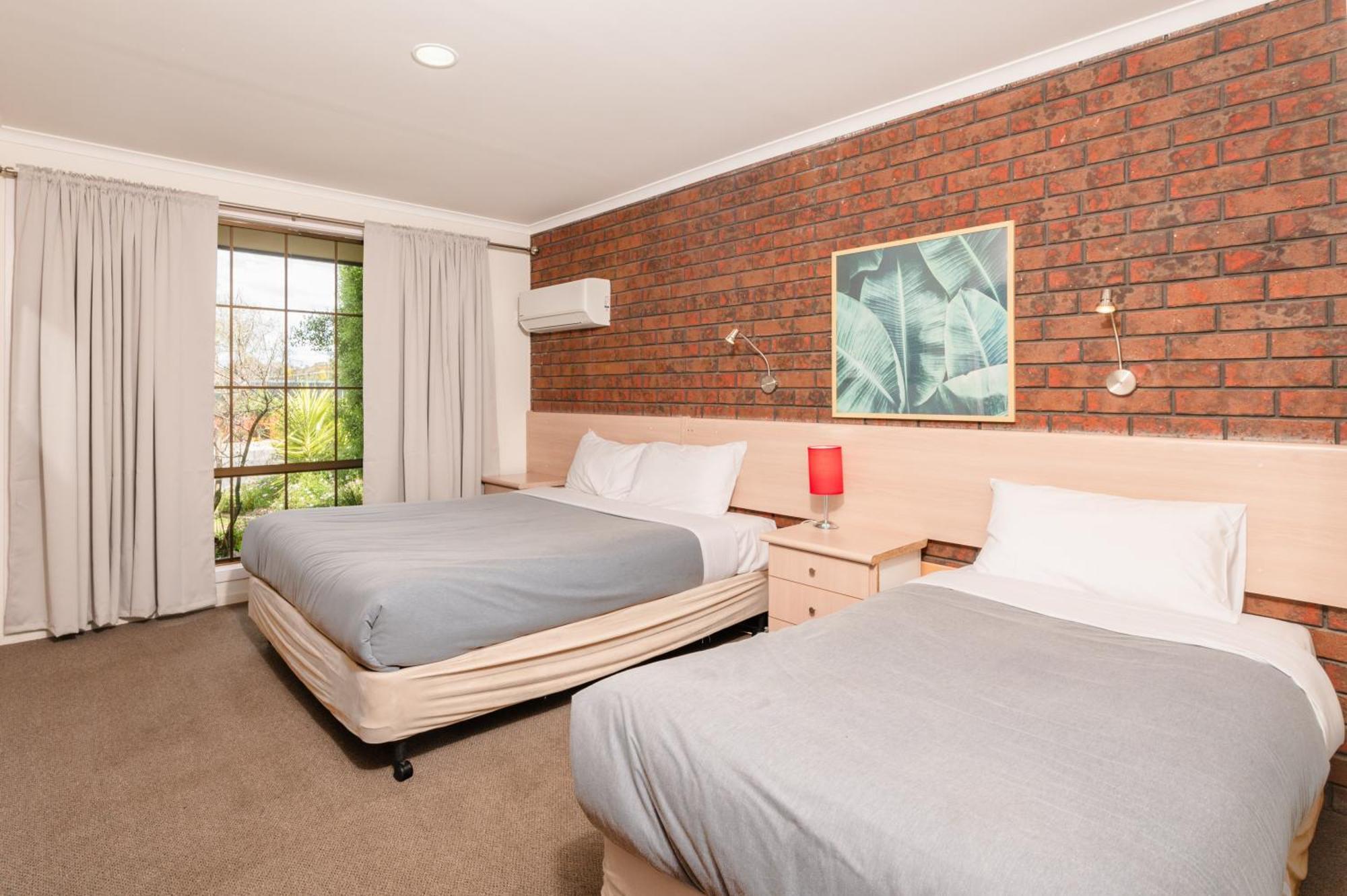 Bristol Hill Motor Inn メアリーバラ エクステリア 写真