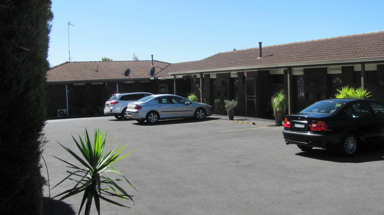 Bristol Hill Motor Inn メアリーバラ エクステリア 写真